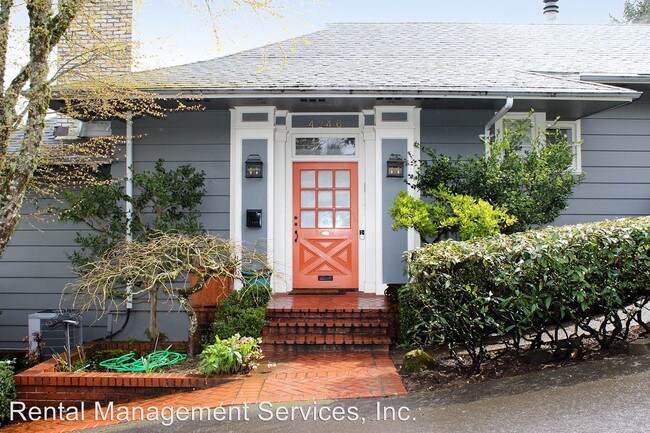 Building Photo - 5 br, 4 bath House - 4246 SW McDonnell Ter