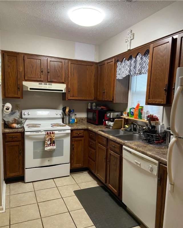 Building Photo - 8308 Damascus Cir