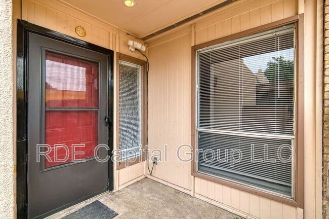 Foto del edificio - 3121 Park Ln
