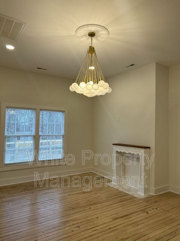 Foto del edificio - 3612 E Brief Rd