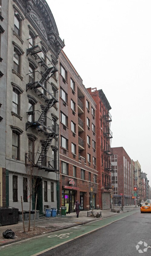 Building Photo - 164-166 Stanton St