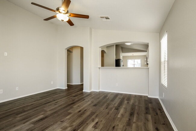 Building Photo - 3565 S 257th Ln