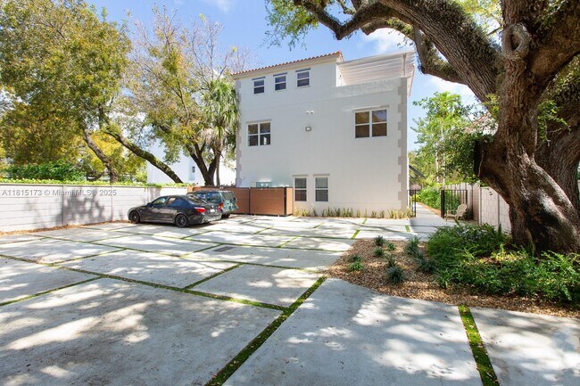Foto del edificio - 2913 SW 30th Ct