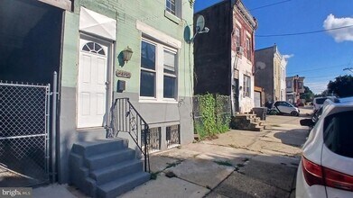 Building Photo - 2925 N Marshall St