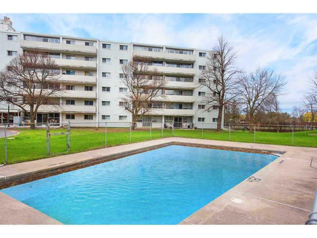 Photo du bâtiment - Westwinds I