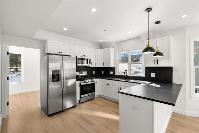 Foto del edificio - 53 Dustin St