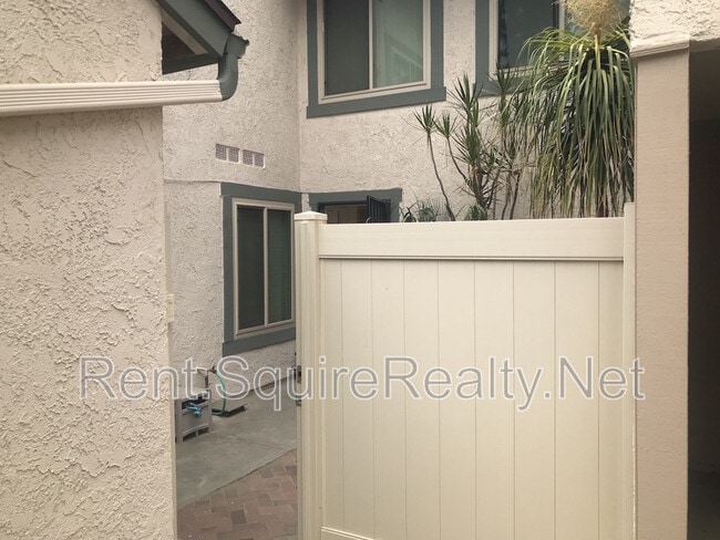 Foto del edificio - 779 N Sequoia Ln