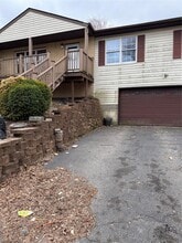 Building Photo - 9 Willard Pl
