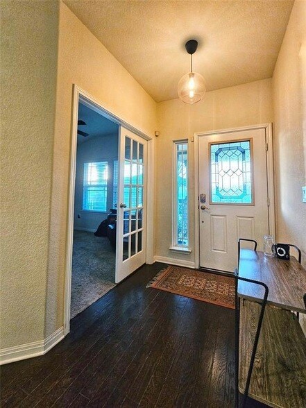 Foto del edificio - 18205 Bandelier Dr