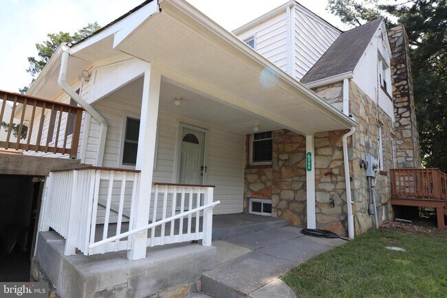 Building Photo - 4006 Buckman Rd