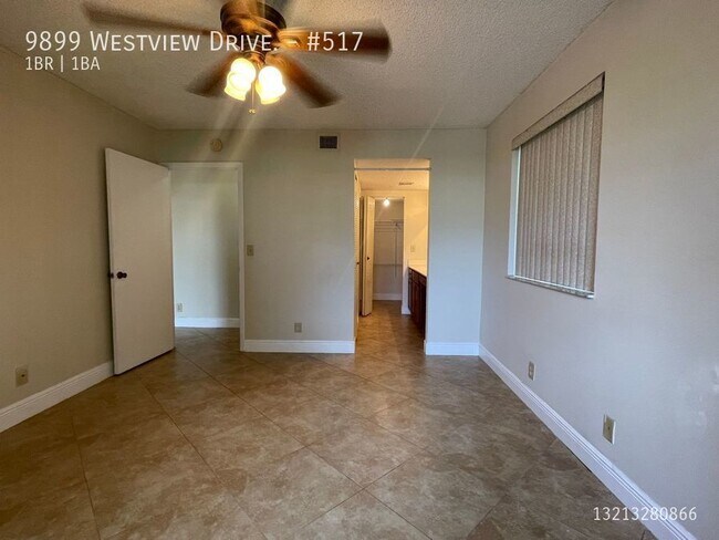 Foto del edificio - 9899 Westview Dr