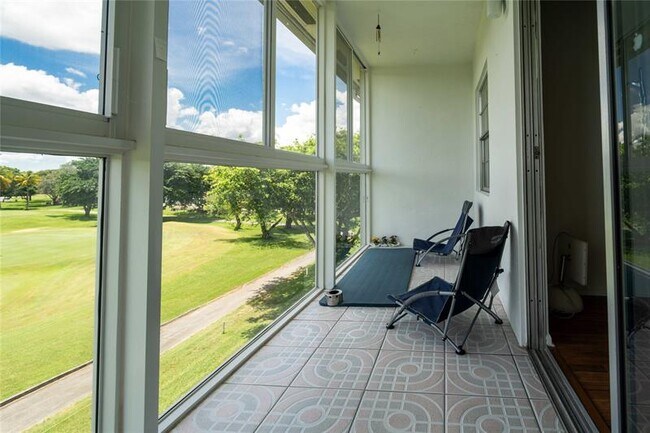 Foto del edificio - 300 SW 134th Way