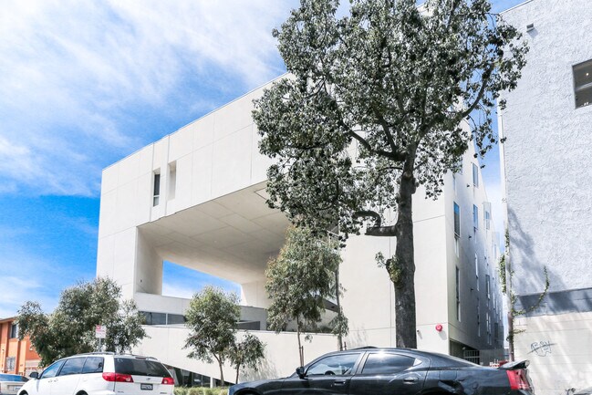 Building Photo - The SIX