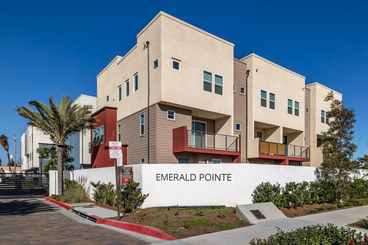 Foto principal - Emerald Pointe