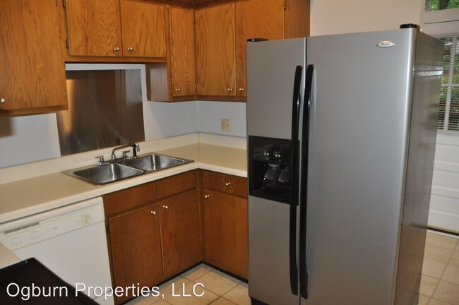 Foto del edificio - 1330 W 1st St