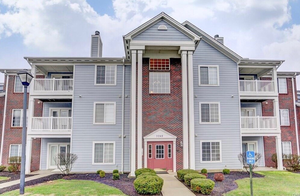 3045 Westminster Dr Unit 207, Beavercreek, OH 45431 Condo for Rent in