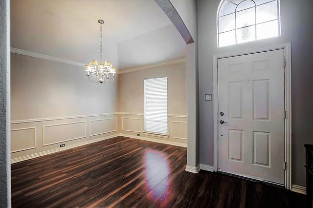 Building Photo - 1604 Oak Brook Ln