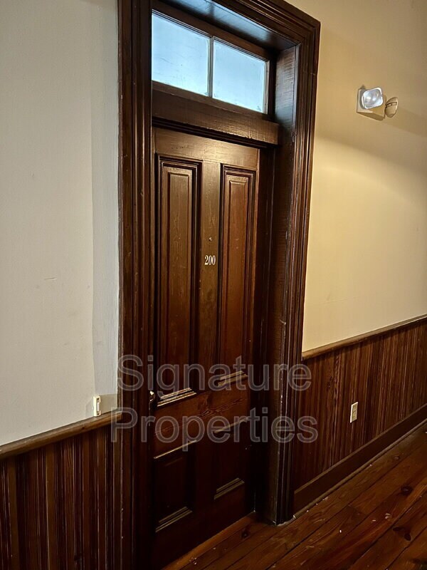 Foto del edificio - 224 Paradise Ln