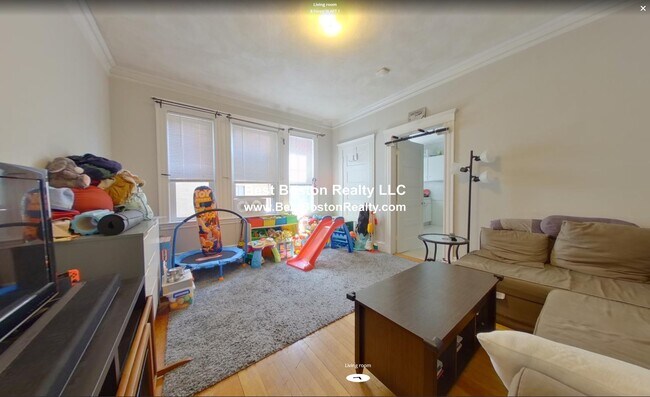 Foto del edificio - 8 Forest St