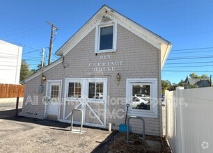 Building Photo - 815 1/2 N Nevada Ave