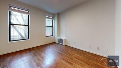 Building Photo - 216 E 85th St