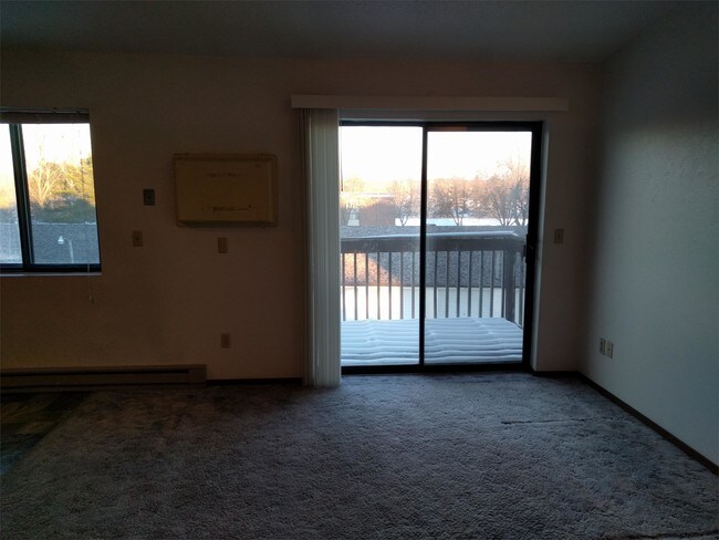 Foto del edificio - Birch Court Apartments NEW - 402 - #303