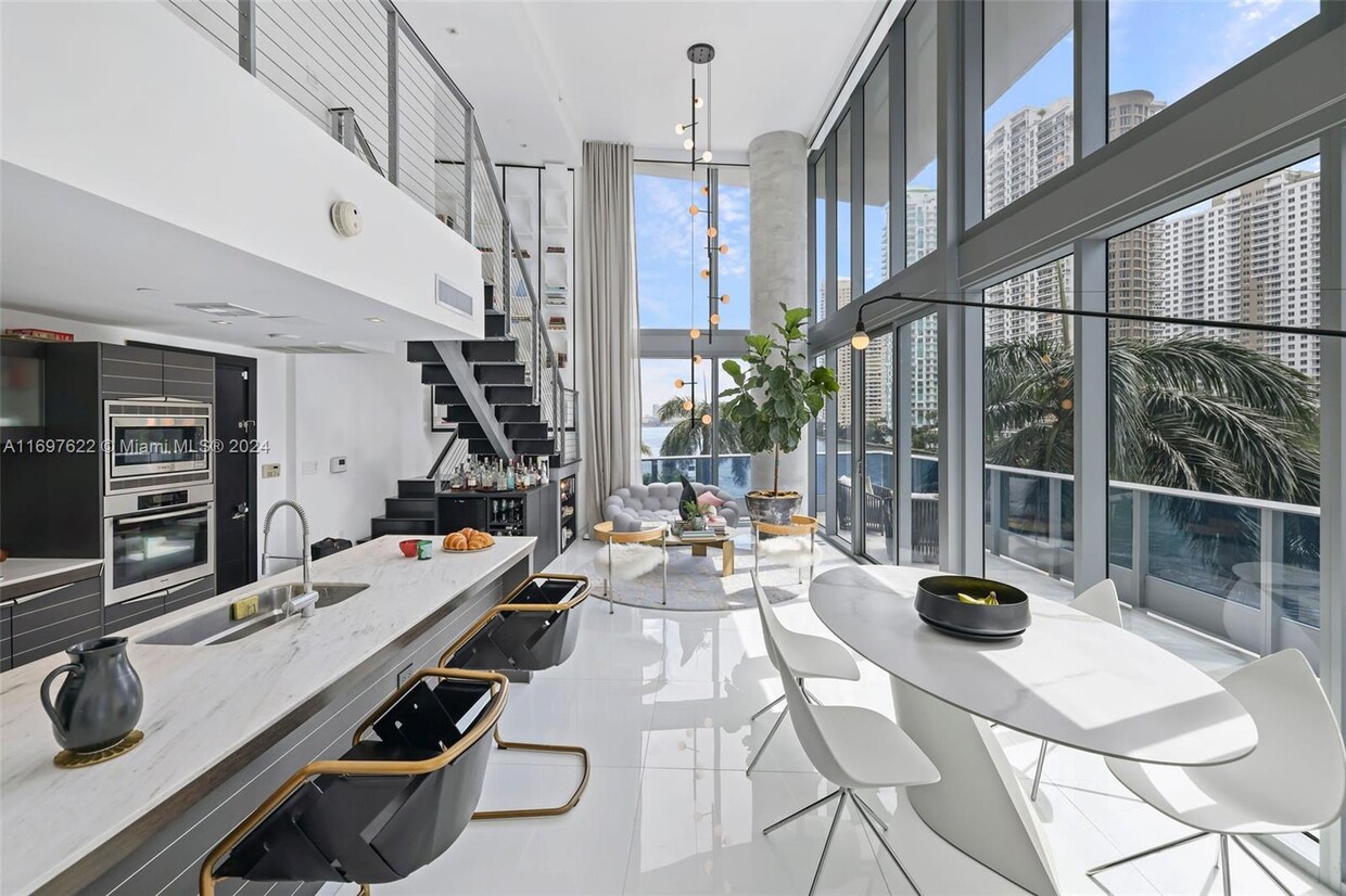 Foto principal - 200 Biscayne Blvd Way