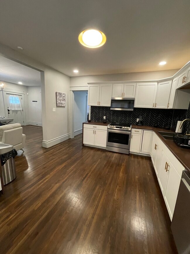 Foto del edificio - 2621 17th St Ensley