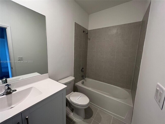 Foto del edificio - 10103 SW 231st Ln