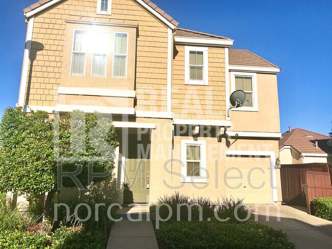 Building Photo - 8841 Severn Ln