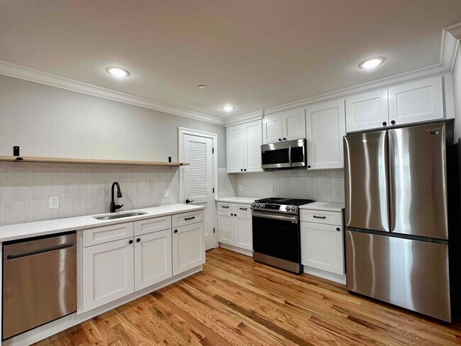 Building Photo - 209 Frank E Rodgers Blvd S