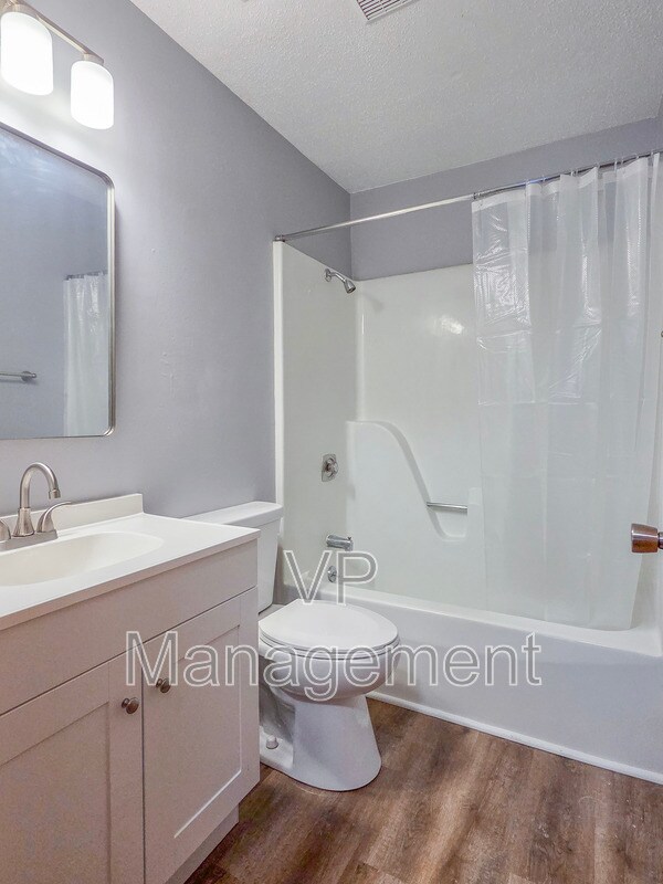 Foto del edificio - 19 Park Crest Ct