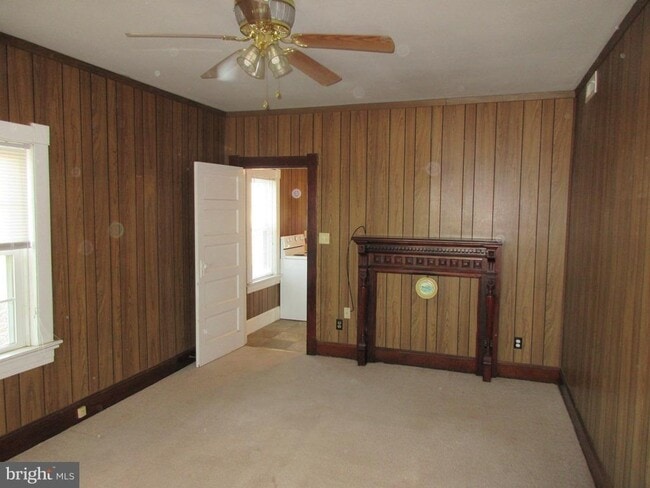 Foto del edificio - 24790 Colton Point Rd