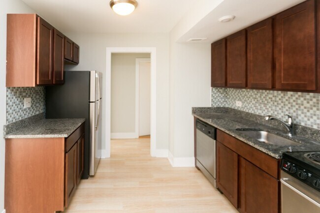 Foto del edificio - 450 W Wellington Ave