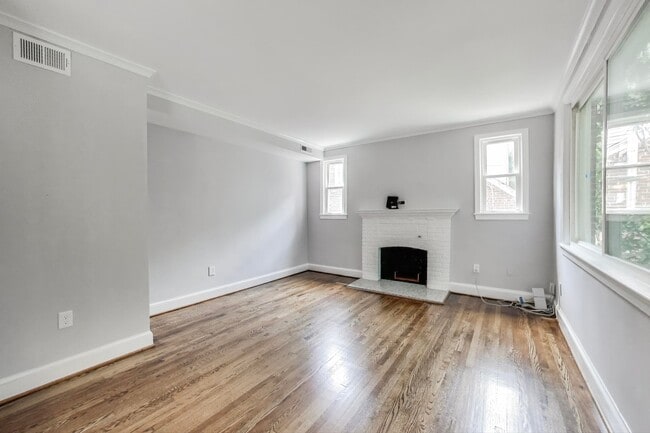 Building Photo - 8209 Flower Ave