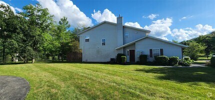 Building Photo - 196 Eagleton Dr