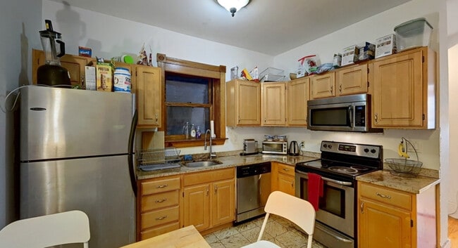 Building Photo - 22 Saint Cyprians Pl