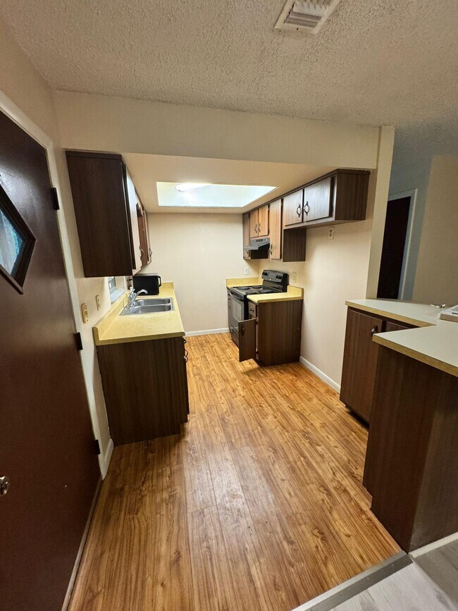 Foto del edificio - 4460 NE 25th Ave