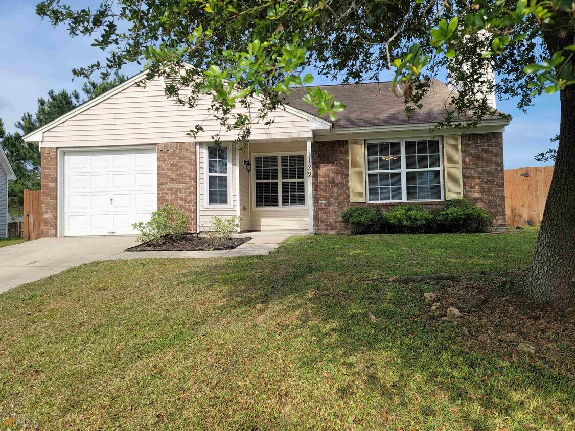 Foto principal - 122 Bluelake Blvd