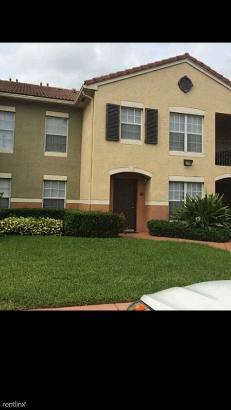 Foto principal - 10282 Fox Trail Rd S