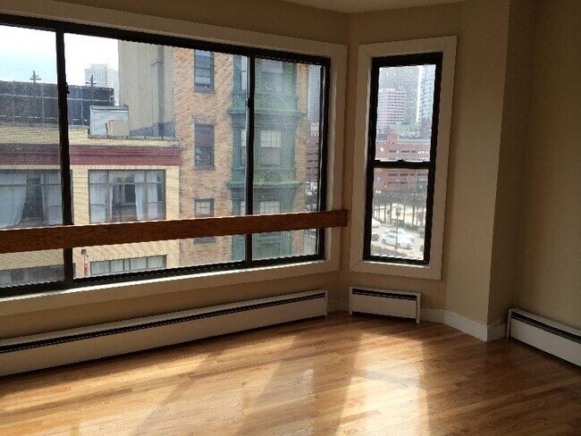 Foto del edificio - 214 Hanover St