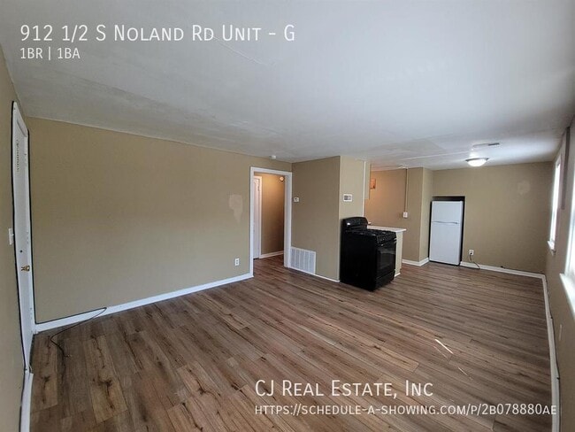 Building Photo - 912 S Noland Rd