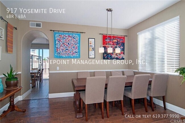 Foto del edificio - 917 Yosemite Dr