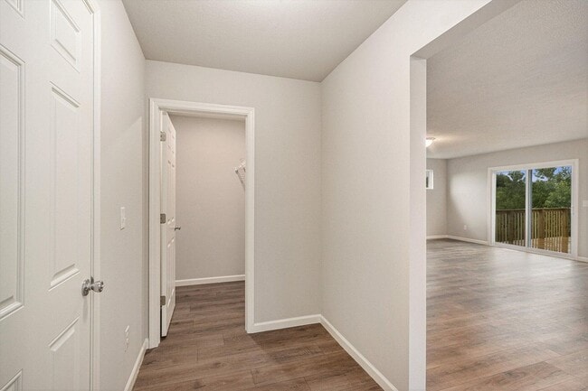 Foto del edificio - Newly Constructed Five Bedroom Home in Por...