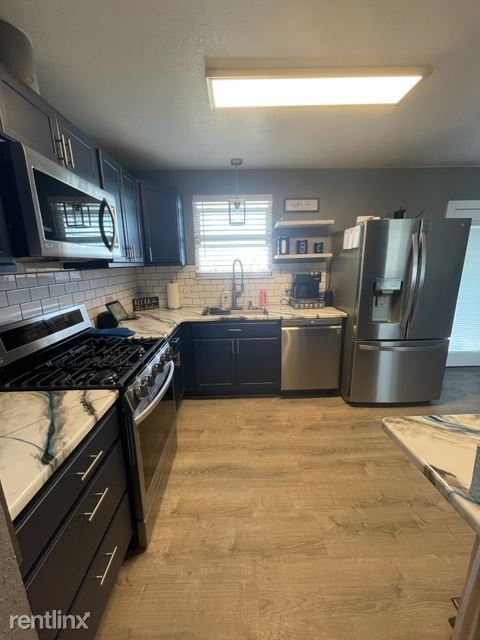 Building Photo - 3 br, 1 bath House - 9380 Green Ct