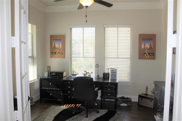 Building Photo - 328 Loma Alta Dr