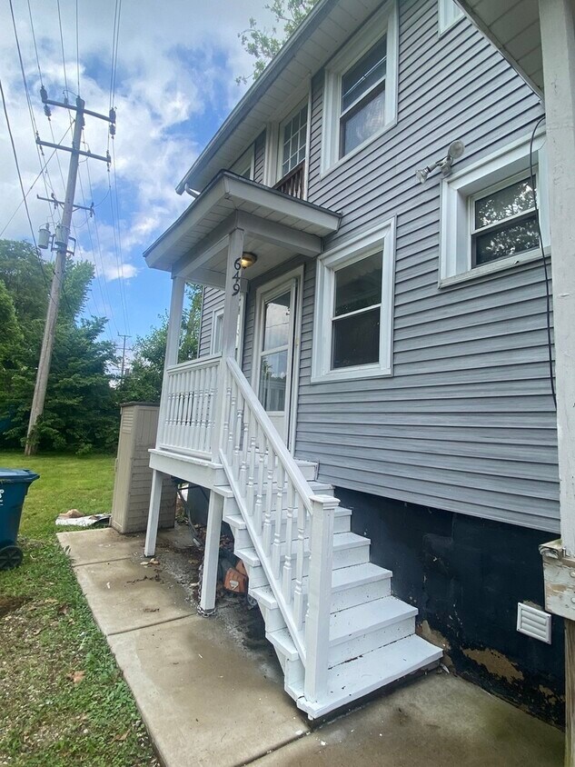 Primary Photo - 649 Hardin Ave