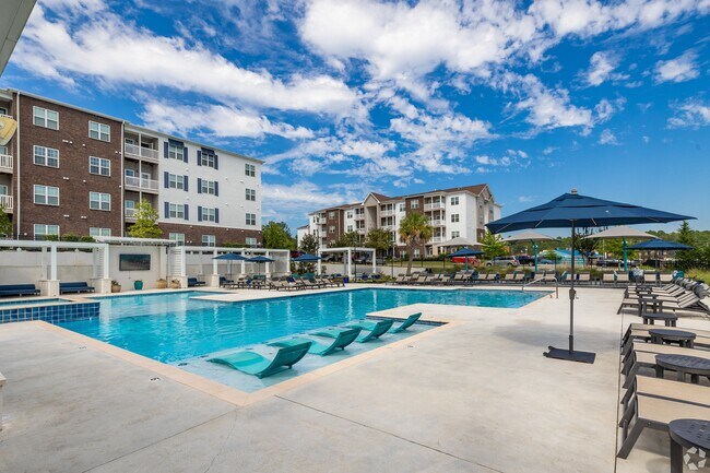 Foto del edificio - The Met Apartment Homes