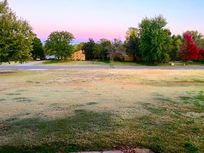 Building Photo - 1445 Whipporwill Drive, Choctaw, 3 bed, 2....