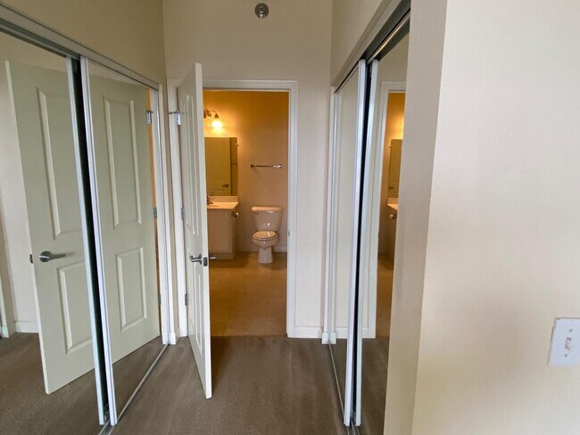 Foto del edificio - 4110 S Lake Dr